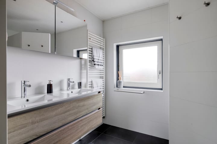 Photo 33 of Pauwoog 54