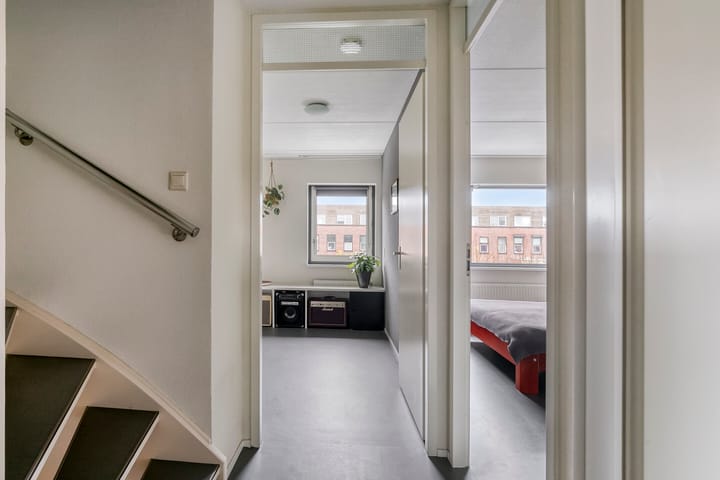 Photo 36 of Pauwoog 54