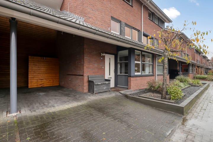 Photo 51 of Pauwoog 54