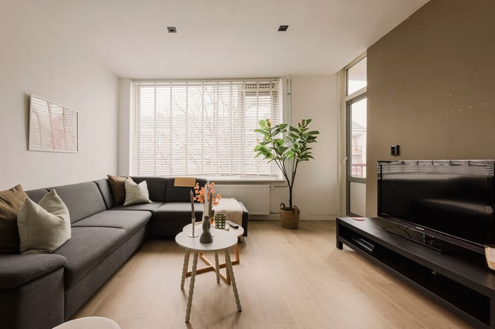 Photo 7 of Johan Ramaerstraat 11-2