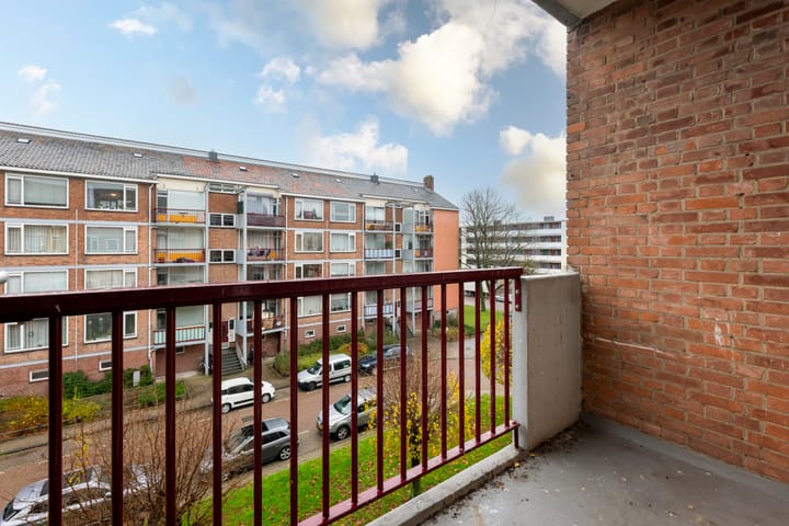 Photo 10 of Johan Ramaerstraat 11-2