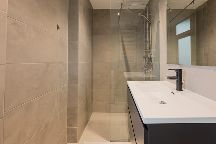 Photo 15 of Johan Ramaerstraat 11-2