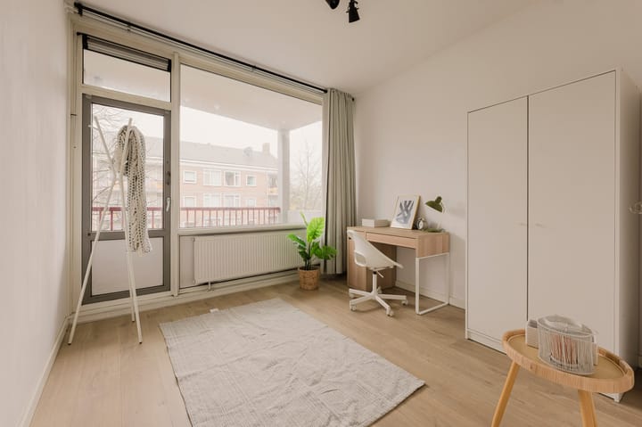 Photo 16 of Johan Ramaerstraat 11-2