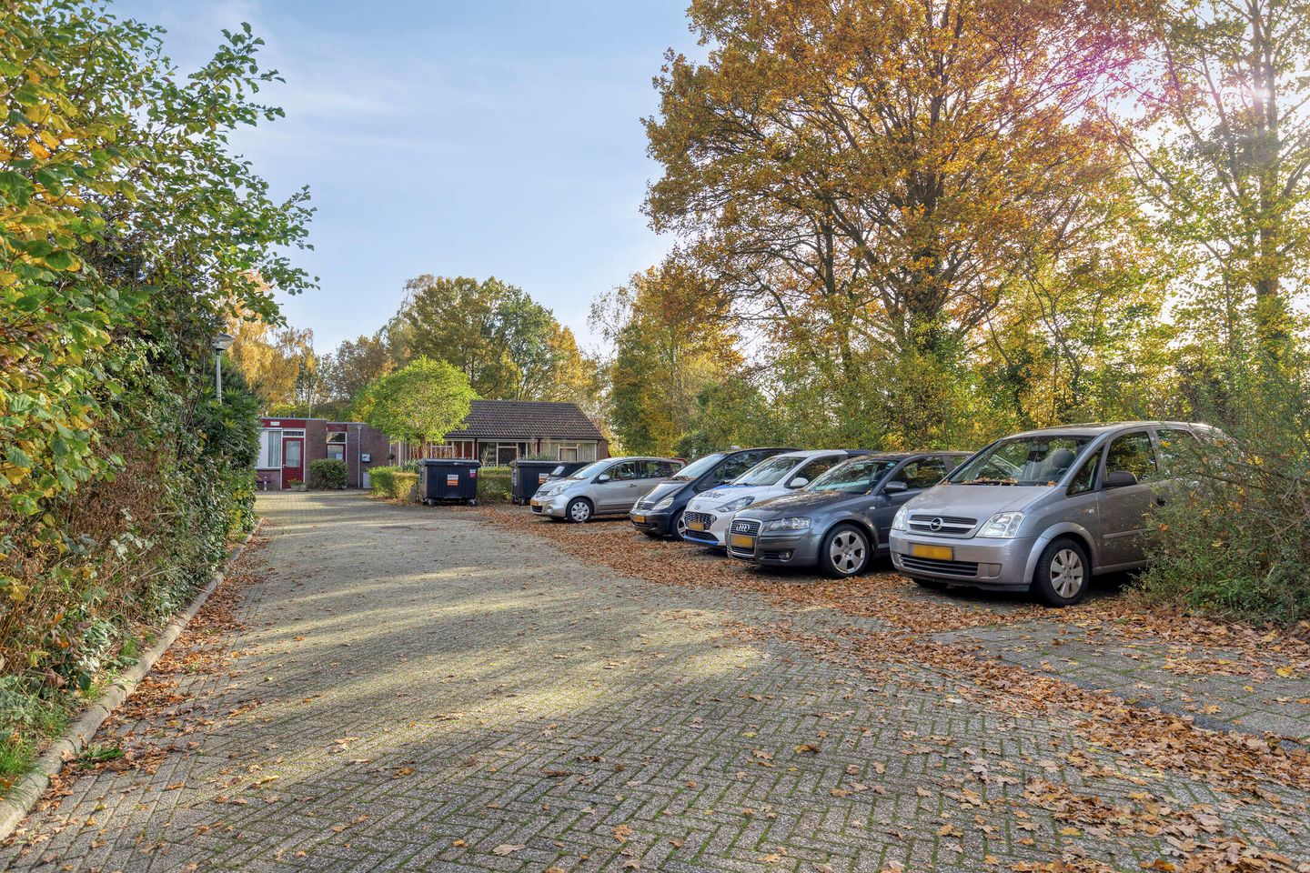 Bekijk foto 2 van Comm Gaarlandtlaan 23