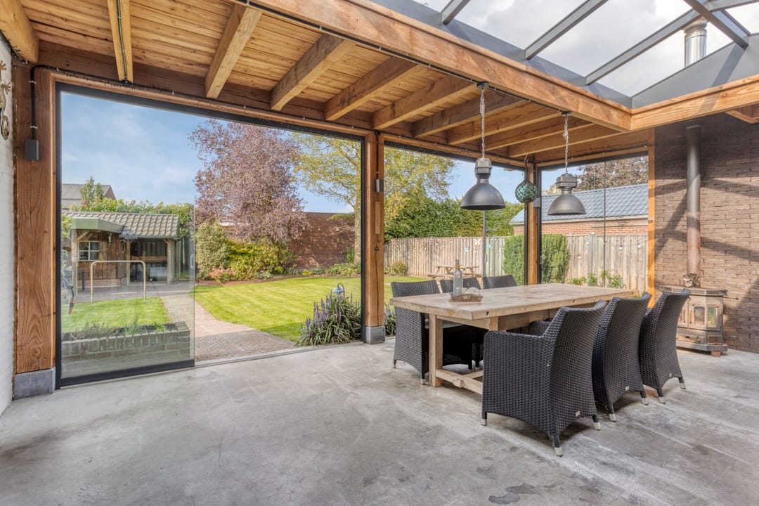 Photo 31 of Nieuwendijk 52