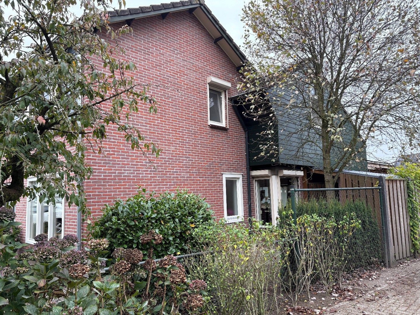 Photo 39 of Nieuwendijk 52