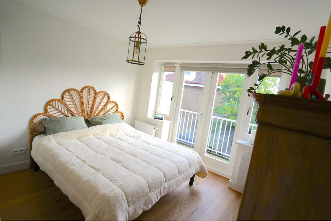 Photo 11 of Faradaystraat 11