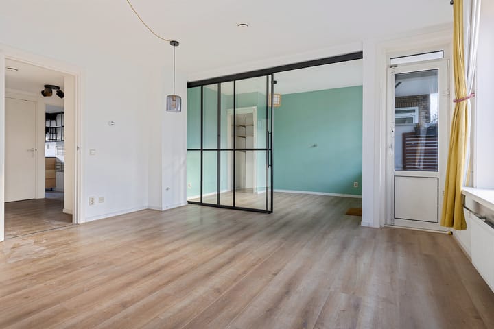 Foto 9 van Sara Burgerhartstraat 66-1