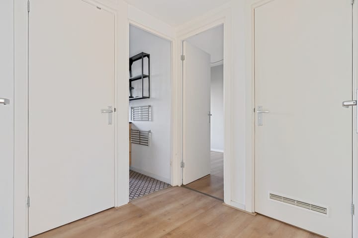 Foto 28 van Sara Burgerhartstraat 66-1