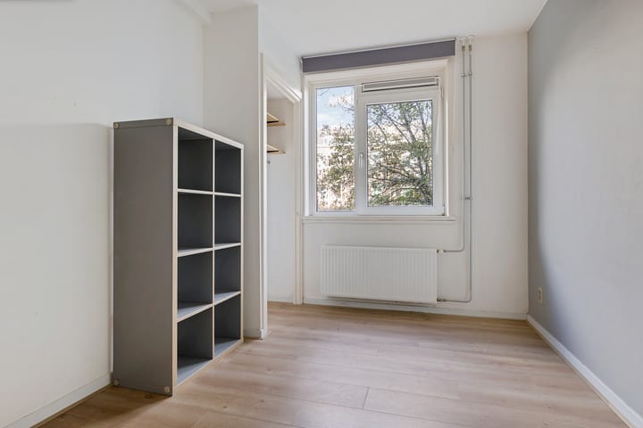 Foto 18 van Sara Burgerhartstraat 66-1