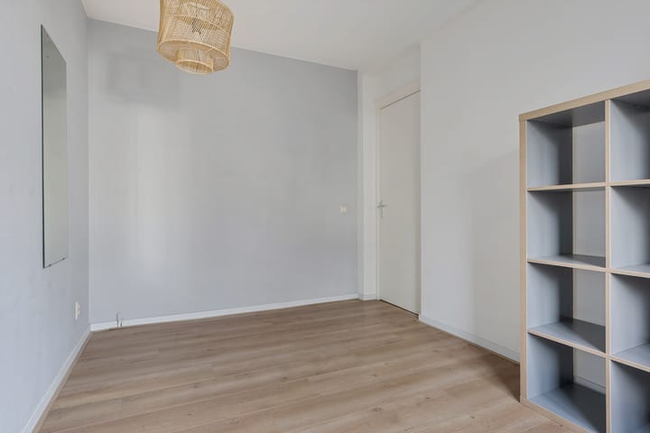 Foto 19 van Sara Burgerhartstraat 66-1