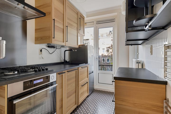 Foto 20 van Sara Burgerhartstraat 66-1