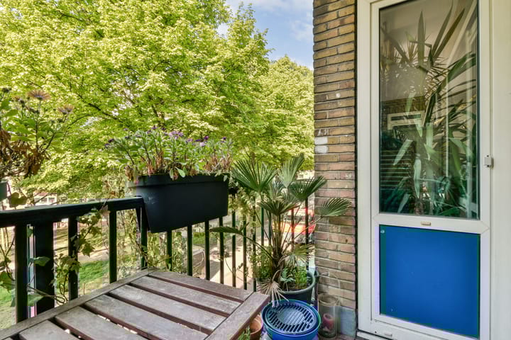 Foto 29 van Sara Burgerhartstraat 66-1