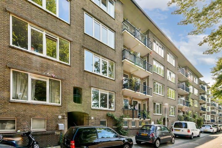 Foto 32 van Sara Burgerhartstraat 66-1