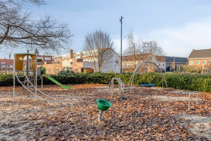 Photo 32 of Roostenlaan 140