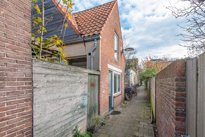 Photo 2 of Mariënlaan 6