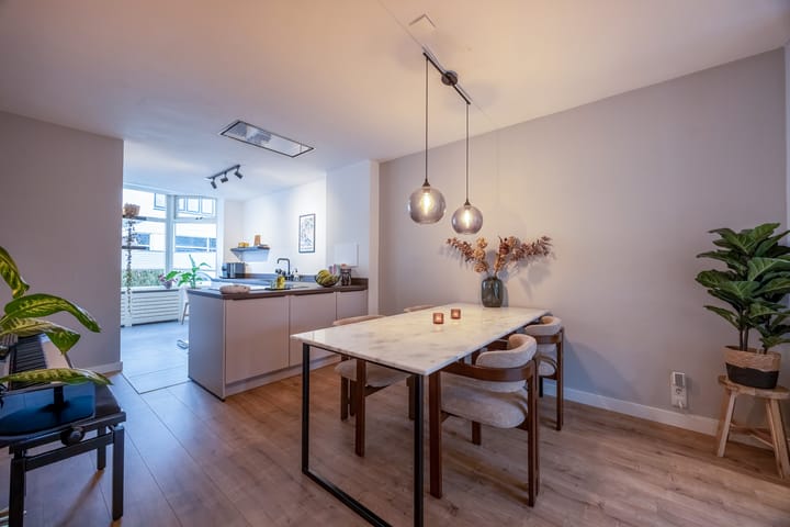 Photo 17 of Geuzenweg 67