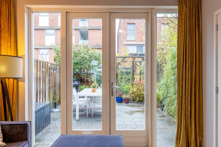 Photo 29 of Geuzenweg 67