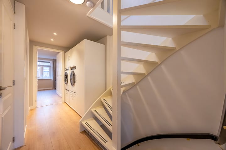 Photo 31 of Geuzenweg 67