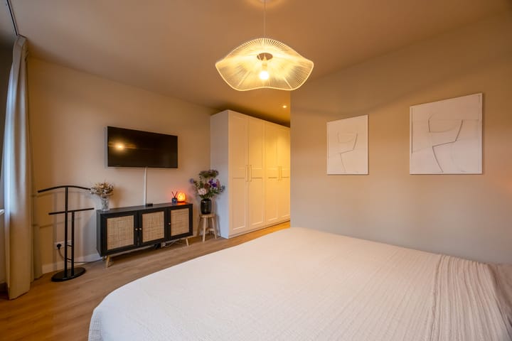 Photo 36 of Geuzenweg 67