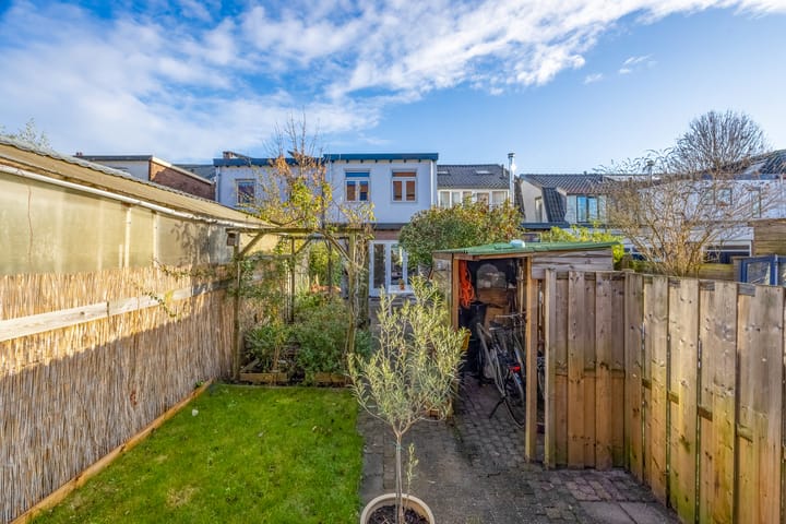 Photo 61 of Geuzenweg 67