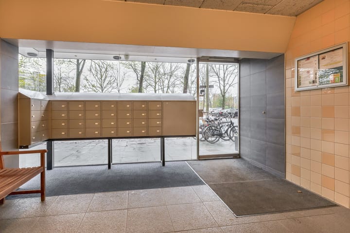 Foto 6 van Valeriusrondeel 111