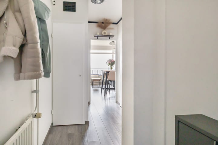 Foto 10 van Valeriusrondeel 111