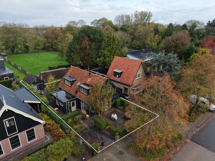 Photo 2 of Dorpsstraat 31