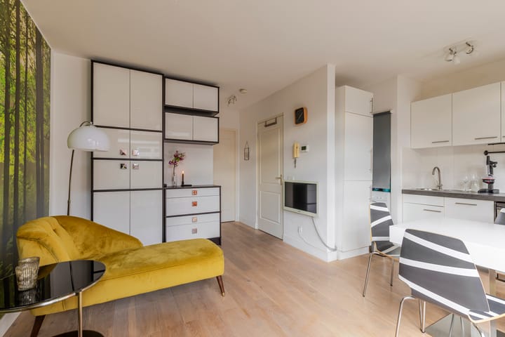 Photo 9 of Sweder van Zuylenweg 101