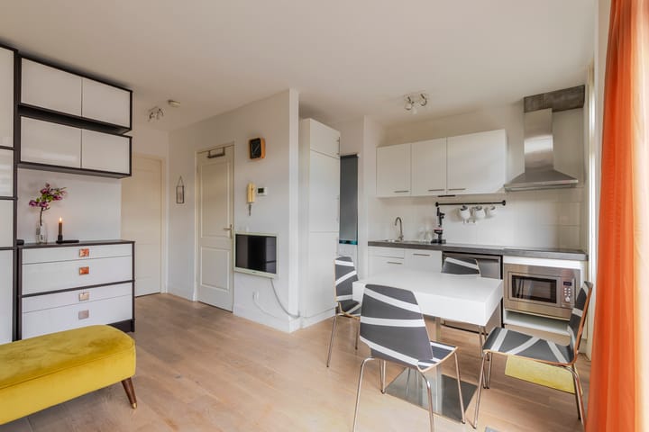 Photo 11 of Sweder van Zuylenweg 101