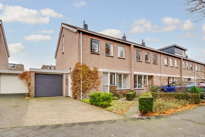 Photo 2 of Apollovlinder 11