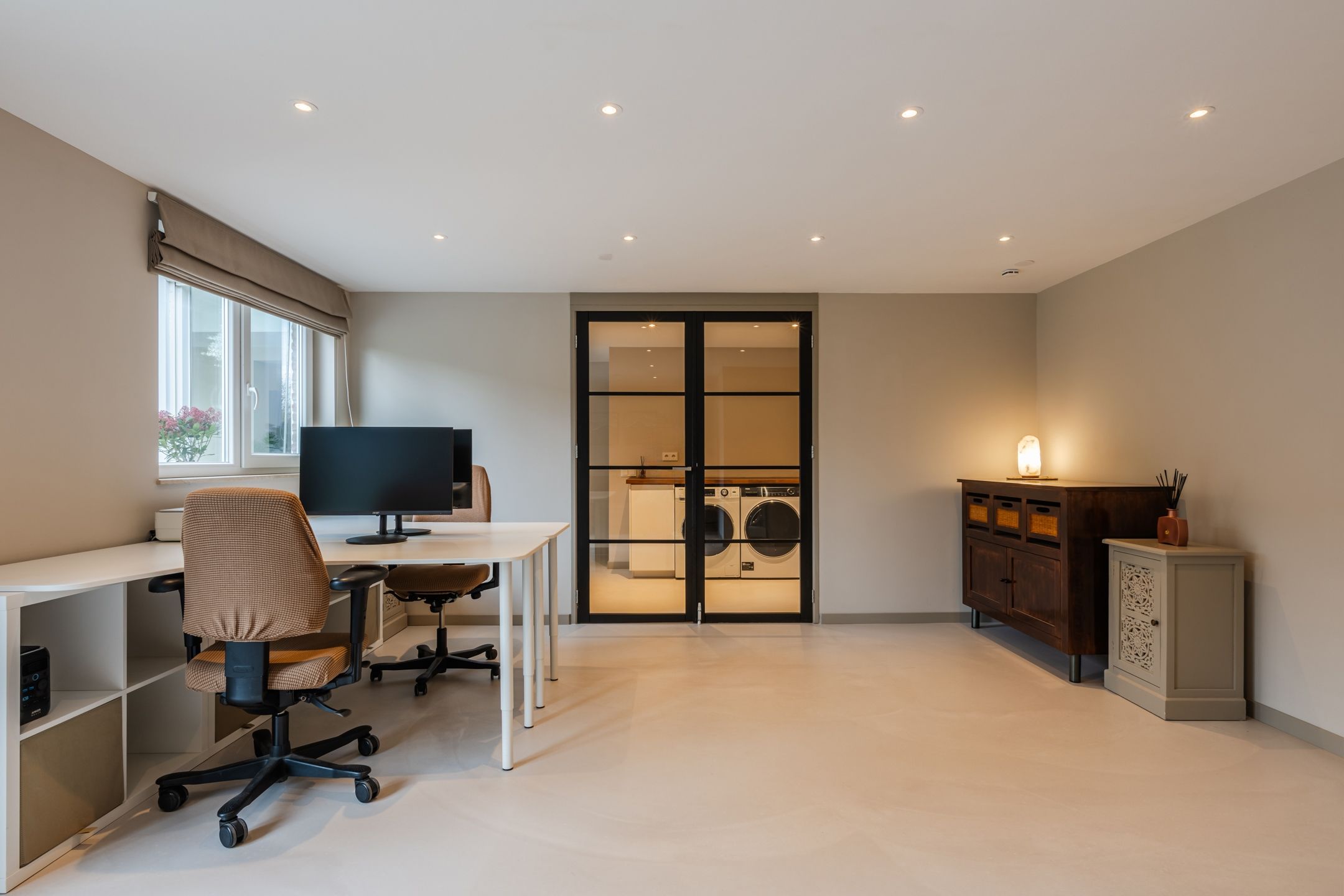 Foto 21 van Parallelweg 6-A