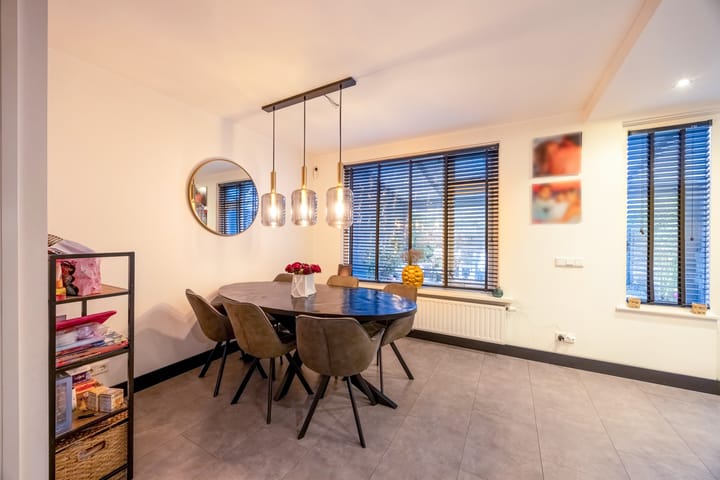 Foto 8 van Aartseveen 42