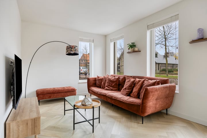 Photo 8 of Toon van den Bornestraat 4