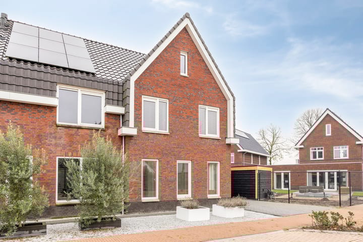 Photo 28 of Toon van den Bornestraat 4