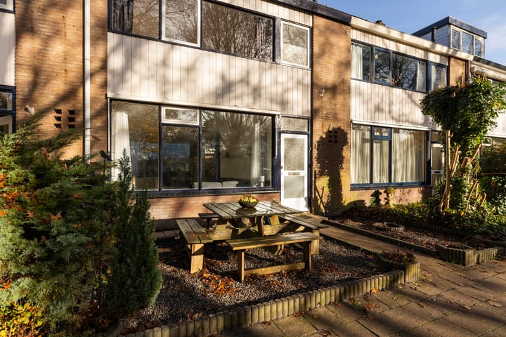 Photo 2 of Lijsterstraat 42