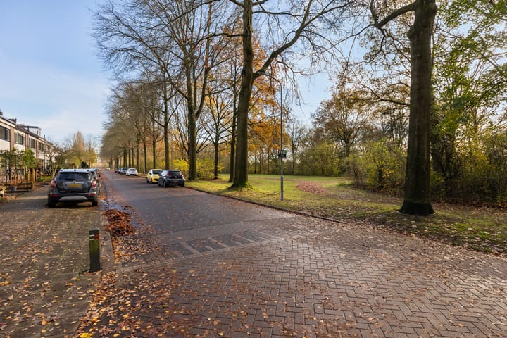 Photo 3 of Lijsterstraat 42