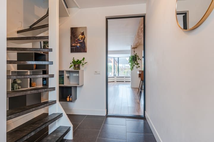 Photo 11 of Zwanebloem 21