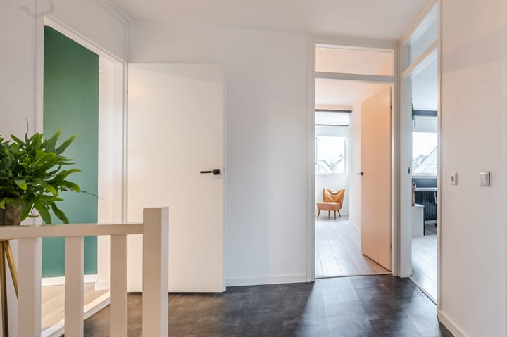 Photo 30 of Zwanebloem 21