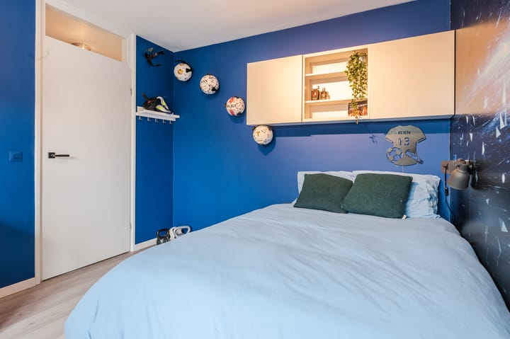 Photo 33 of Zwanebloem 21