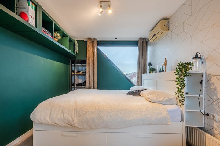 Photo 44 of Zwanebloem 21