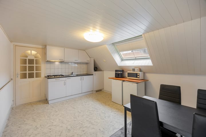 Foto 18 van Bovenste straat 73-B