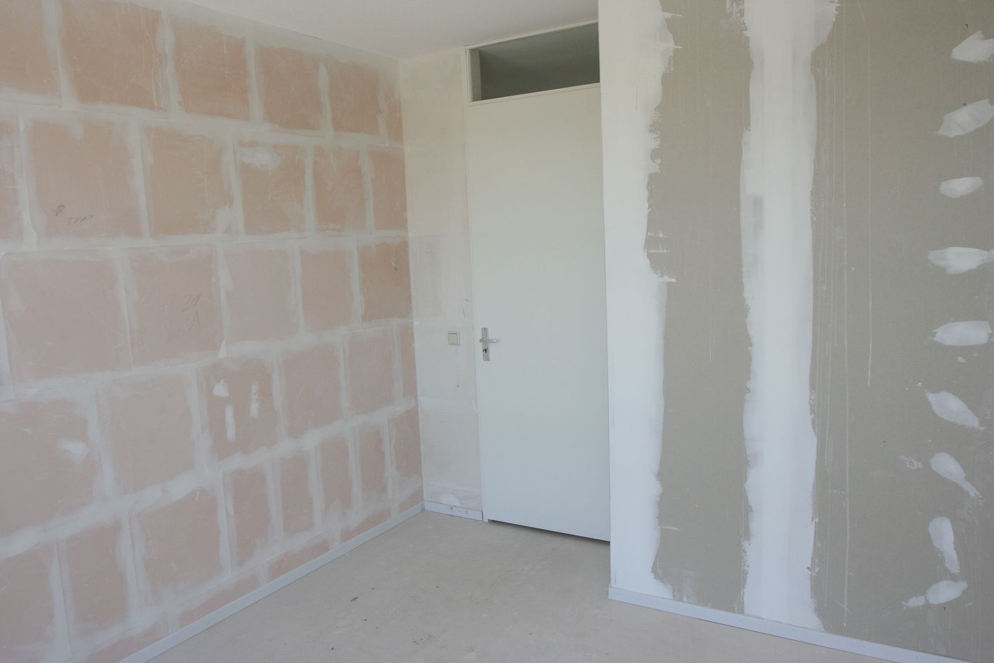 Photo 10 of Barnsteen 38