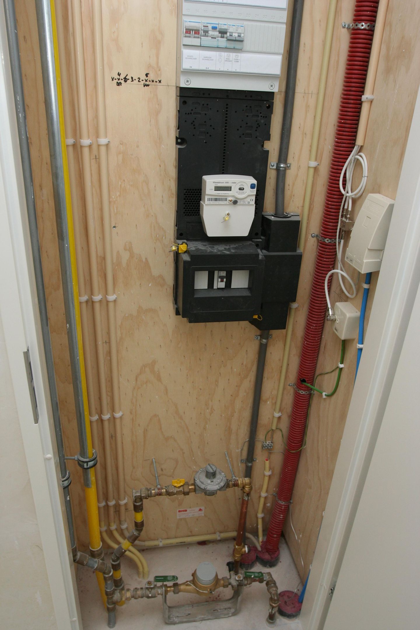 Photo 19 of Barnsteen 38