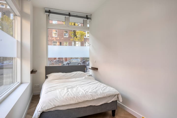 Photo 6 of Abbenesstraat 1-A