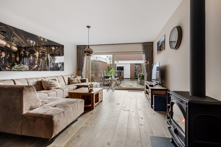 Foto 3 van Fakkelgras 13