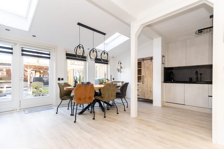 Photo 2 of Postgalei 31