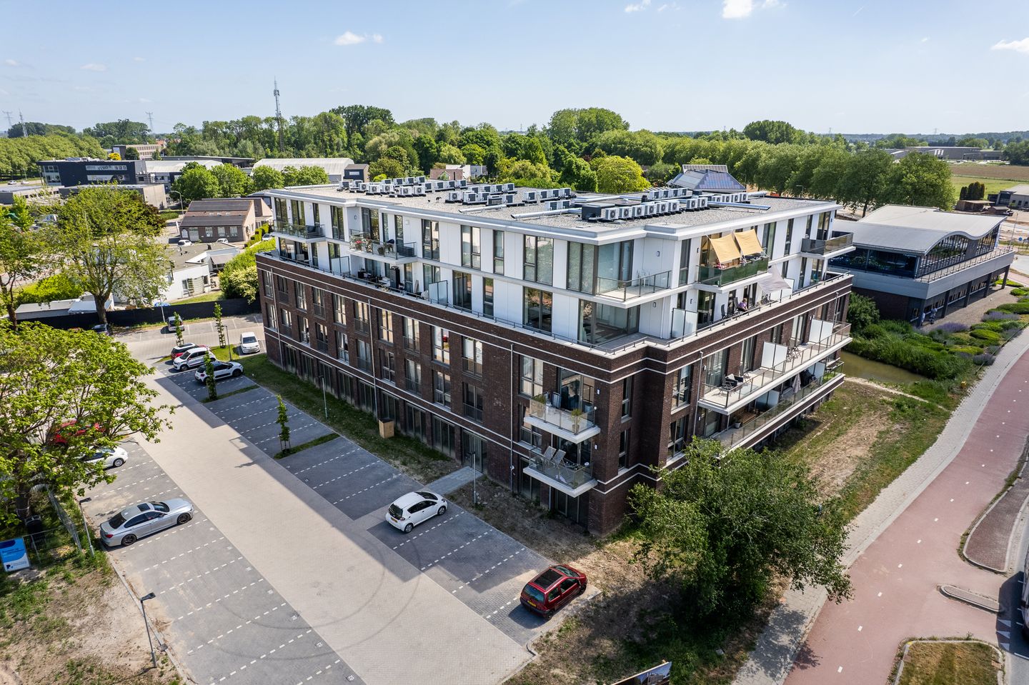 View photo 3 of Klepperheide 2-A