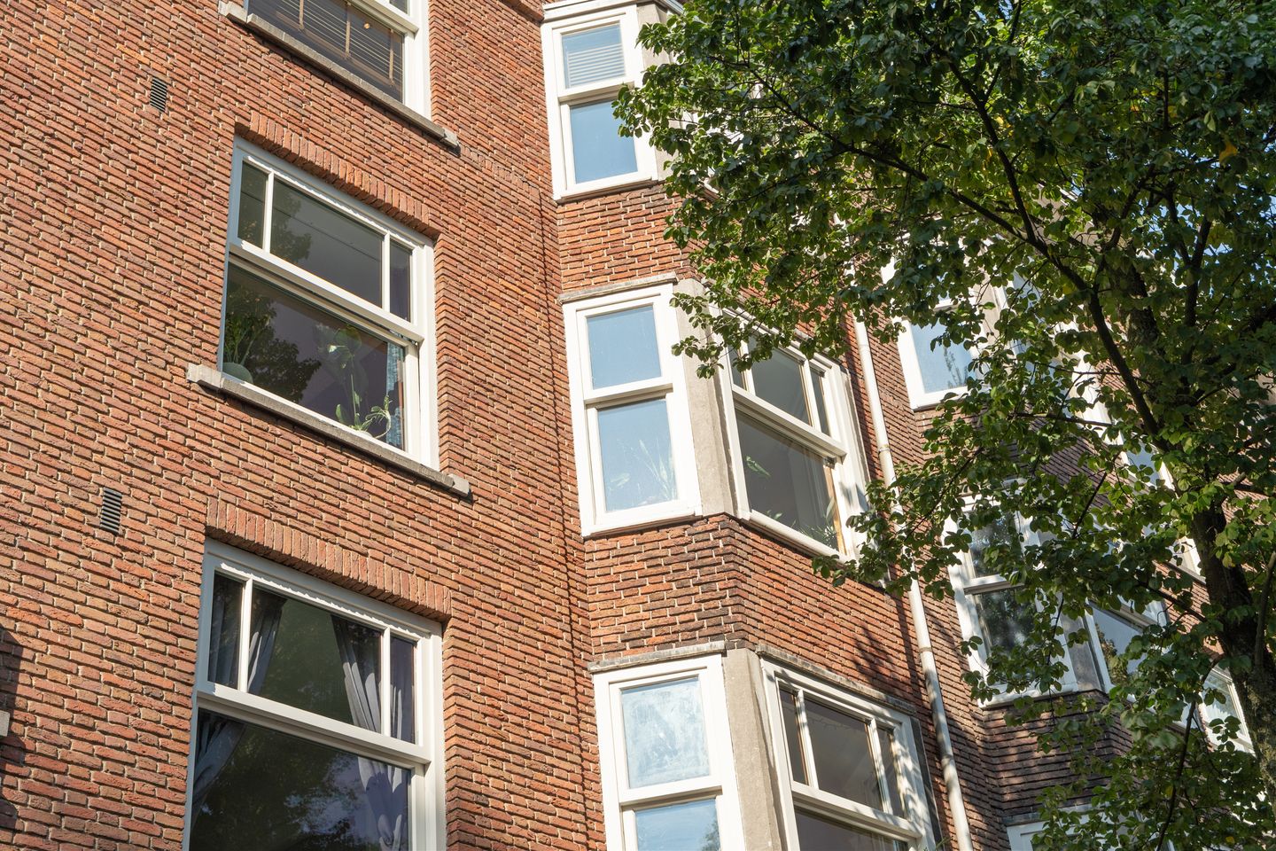 Photo 40 of Haarlemmermeerstraat 58-2