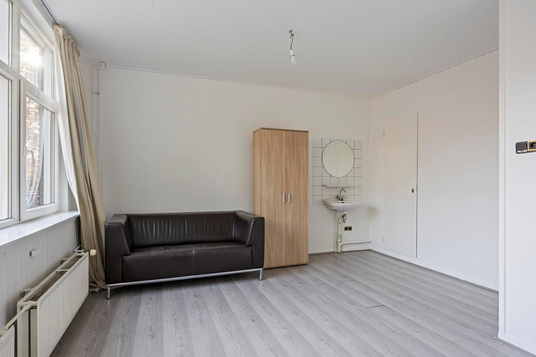 Foto 8 van Rozenburgsestraat 14-A